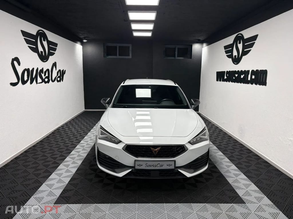 Cupra Leon 1.4 e-Hybrid MID DSG
