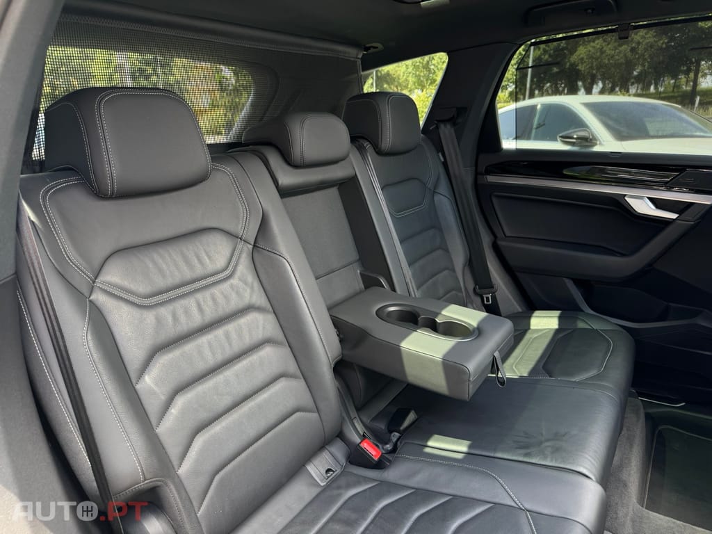 Volkswagen Touareg 3.0 TDI V6 R-Line