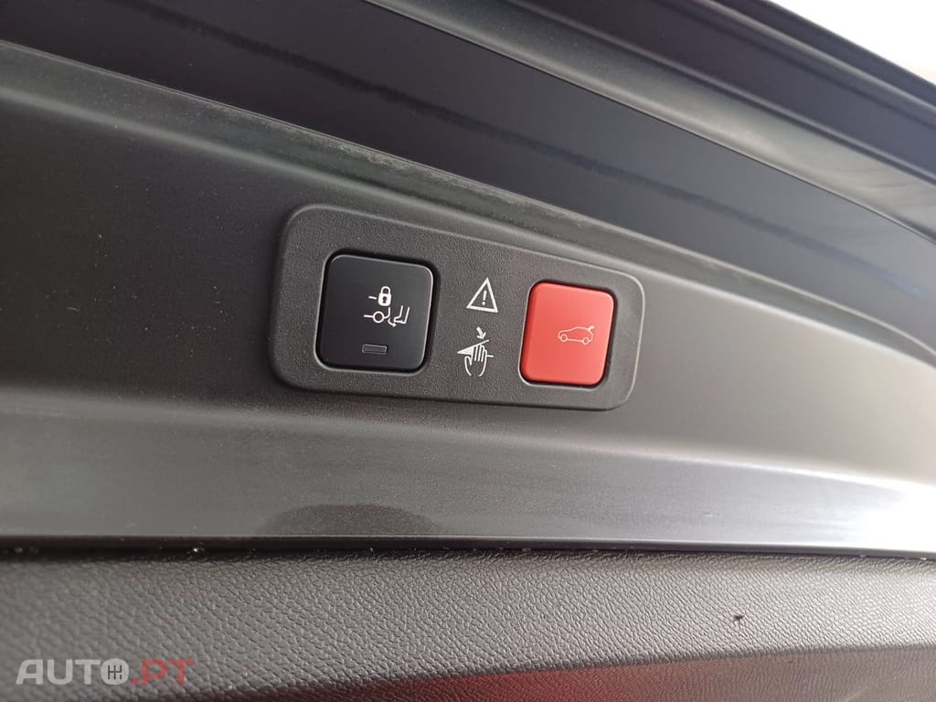 Peugeot 5008 1.5 BlueHDi Allure EAT8