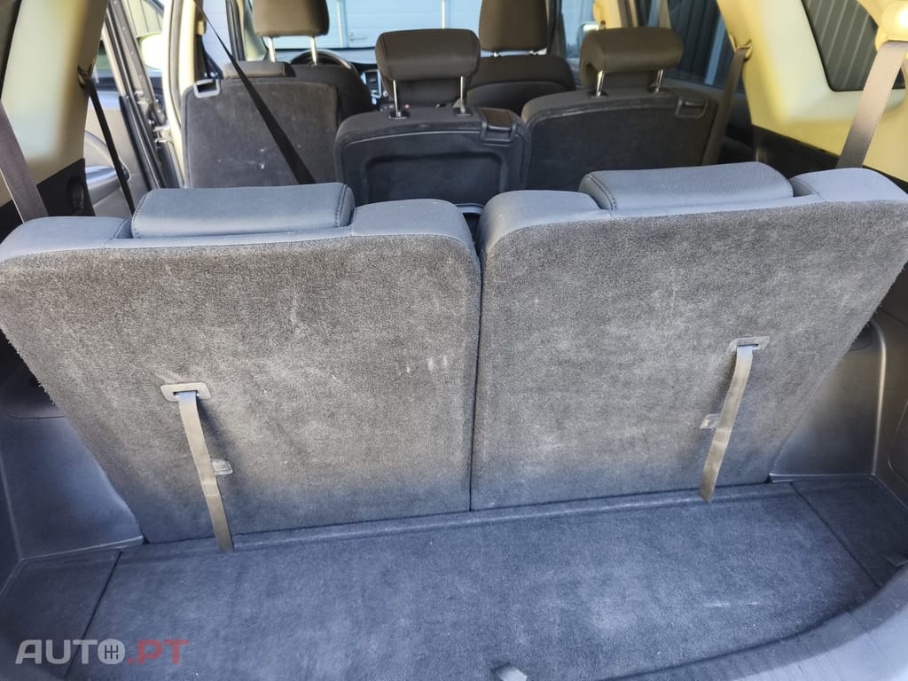 Kia Carens 1.7 CRDi ISG EX
