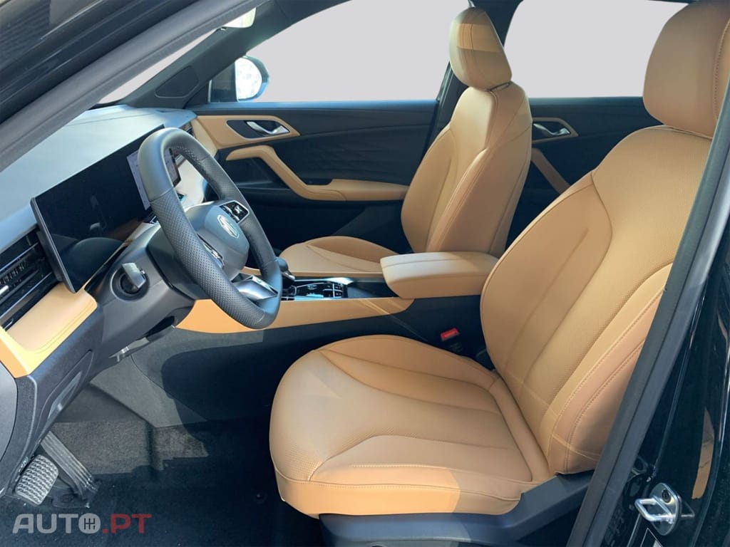 MG EHS PHEV Luxury  