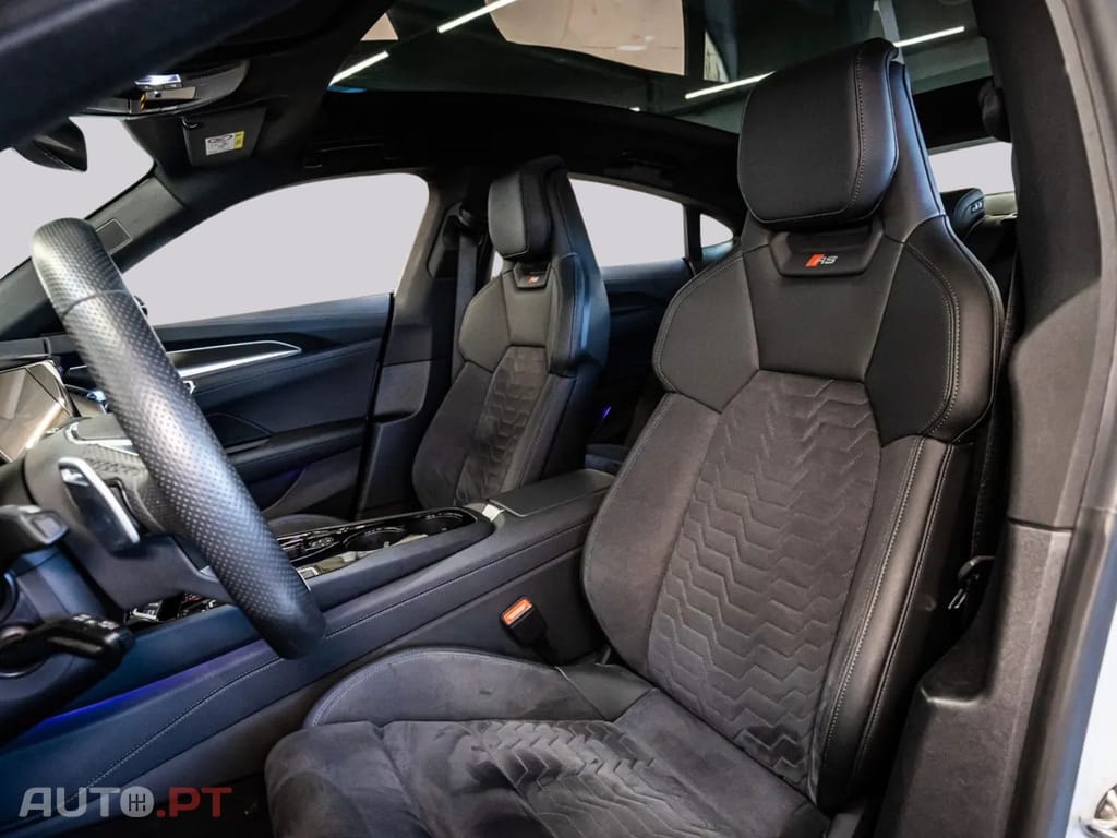 Audi RS E-Tron GT I.V.A DEDUTÍVEL