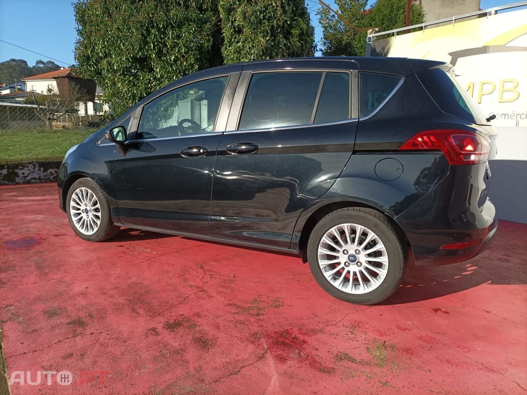 Ford B-Max 1.0 EcoBoost Titanium
