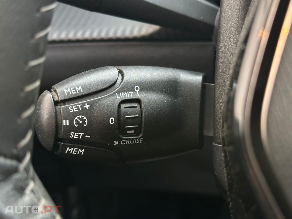 Peugeot 2008 1.5 BlueHDi Allure