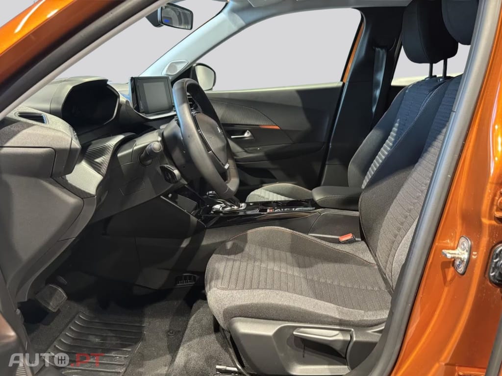 Peugeot E-2008 Active Business I.V.A DEDUTIVEL