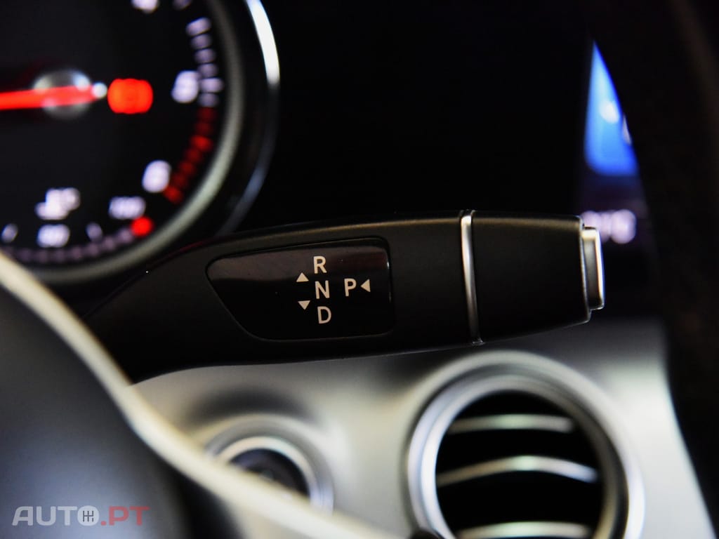 Mercedes-Benz E 200 d Exclusive Line 7L