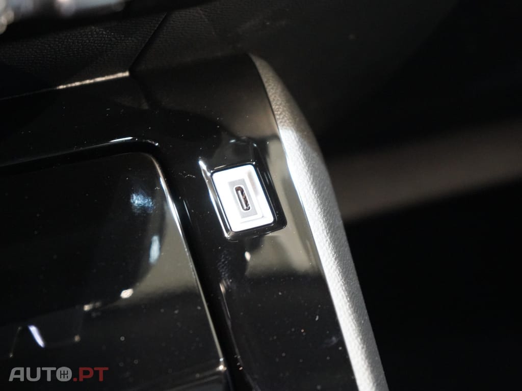 Peugeot 2008 1.2 PureTech Allure