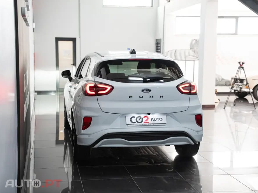 Ford Puma 1.0 EcoBoost MHEV ST-Line