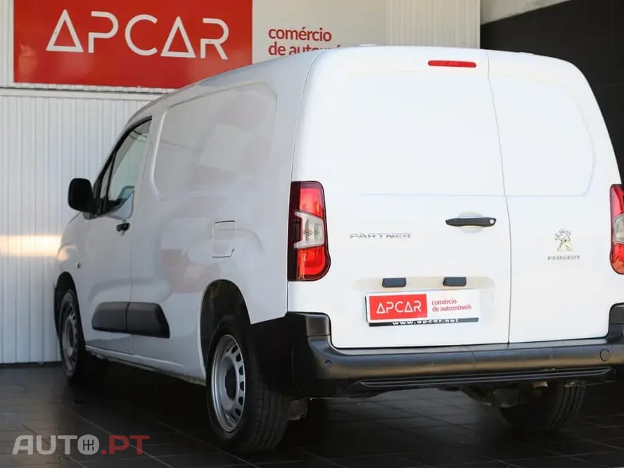 Peugeot Partner 1.5 BlueHDi Pro Longa