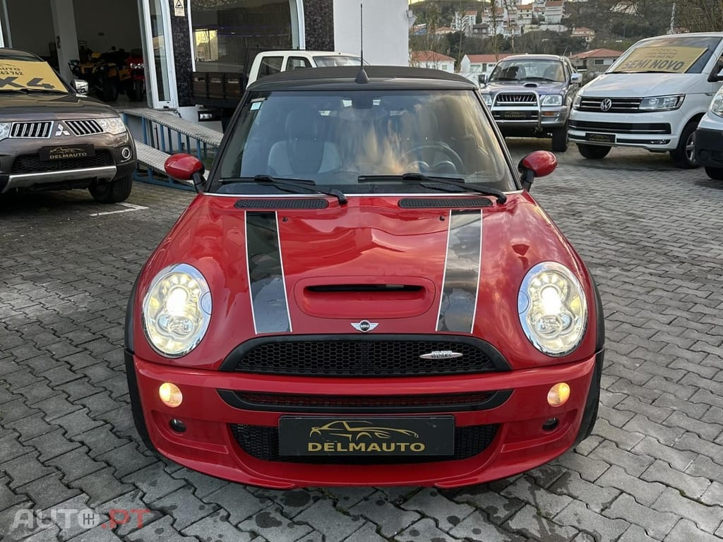 MINI Cabrio John Cooper Works
