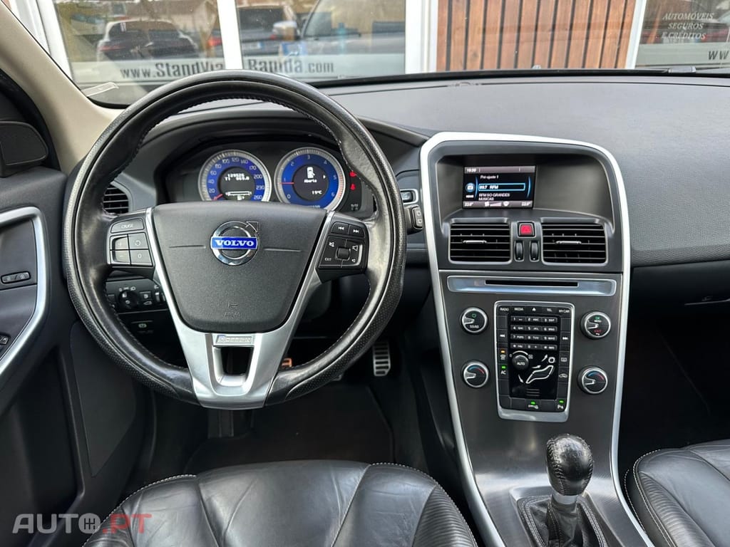Volvo XC60 2.0 D3 Drive R-Design