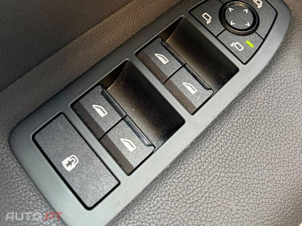 BMW iX xDrive 40