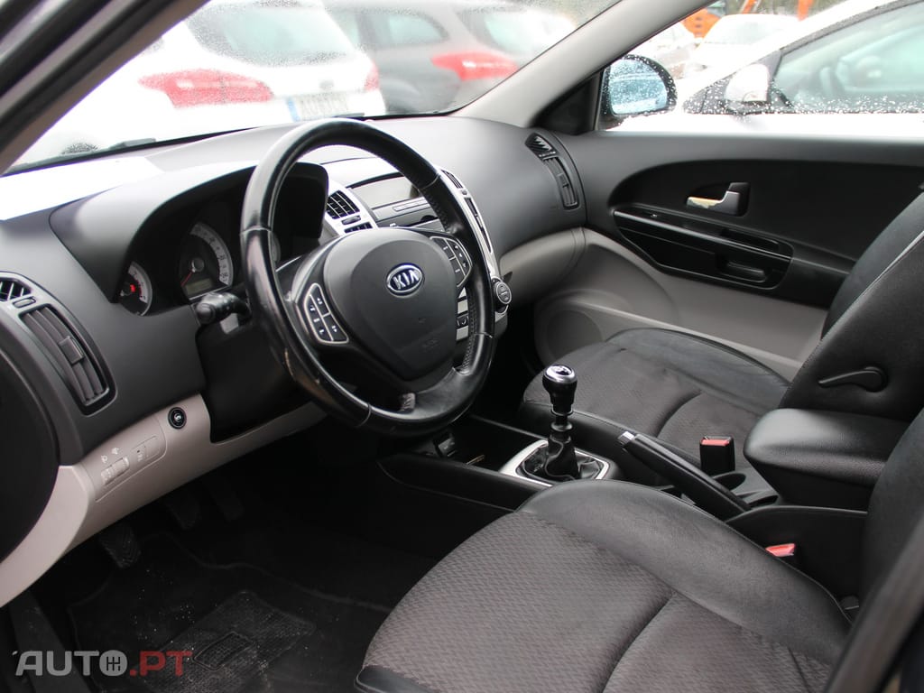 Kia Ceed SW 1.4 CVVT EX