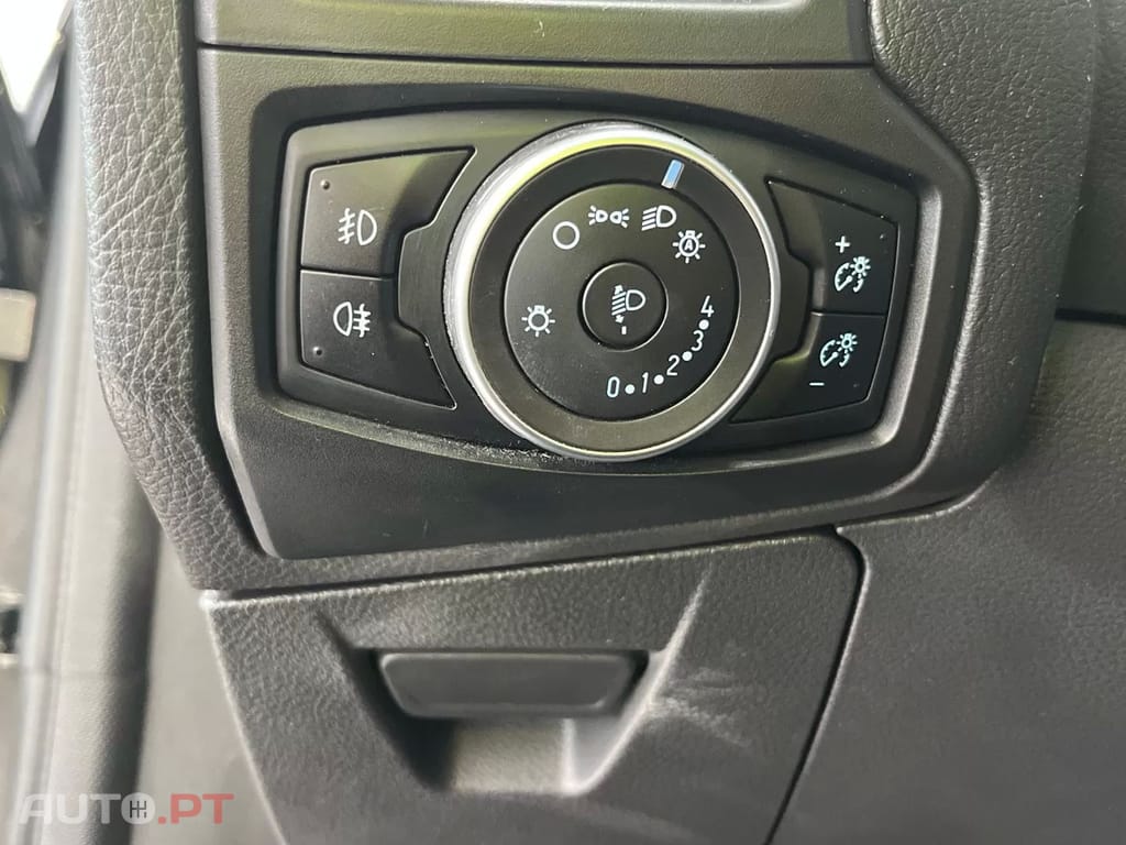 Ford Focus SW 1.0 SCTi Titanium