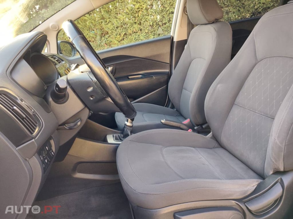 Kia Rio 1.1 CRDi More