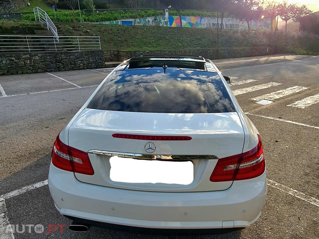 Mercedes-Benz E 220 Coupe