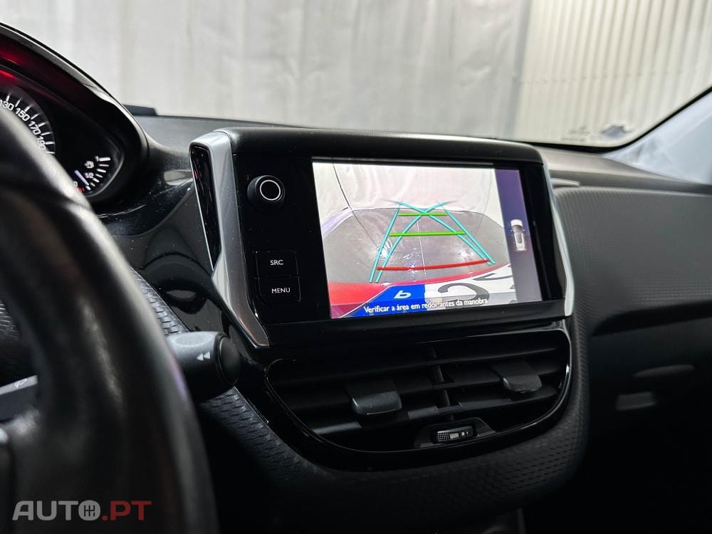 Peugeot 2008 1.2 PureTech Allure