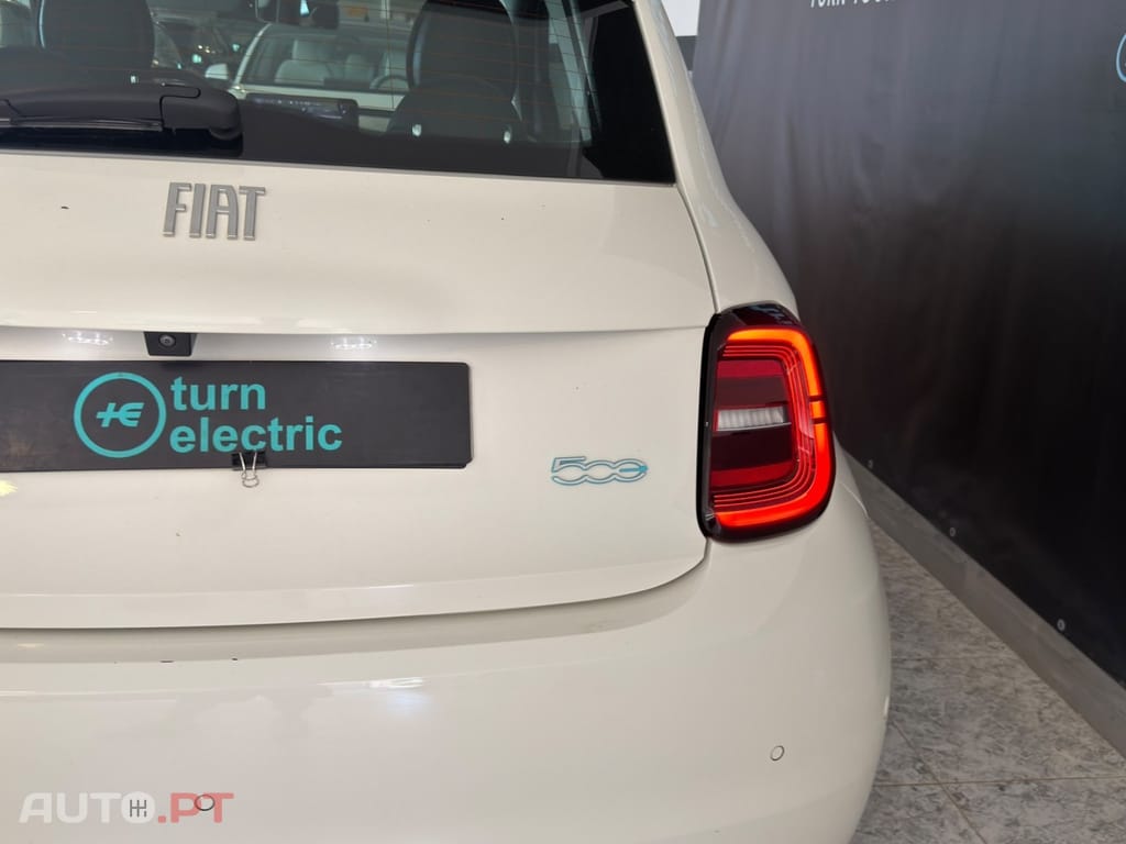 Fiat 500e 42 kWh Icon