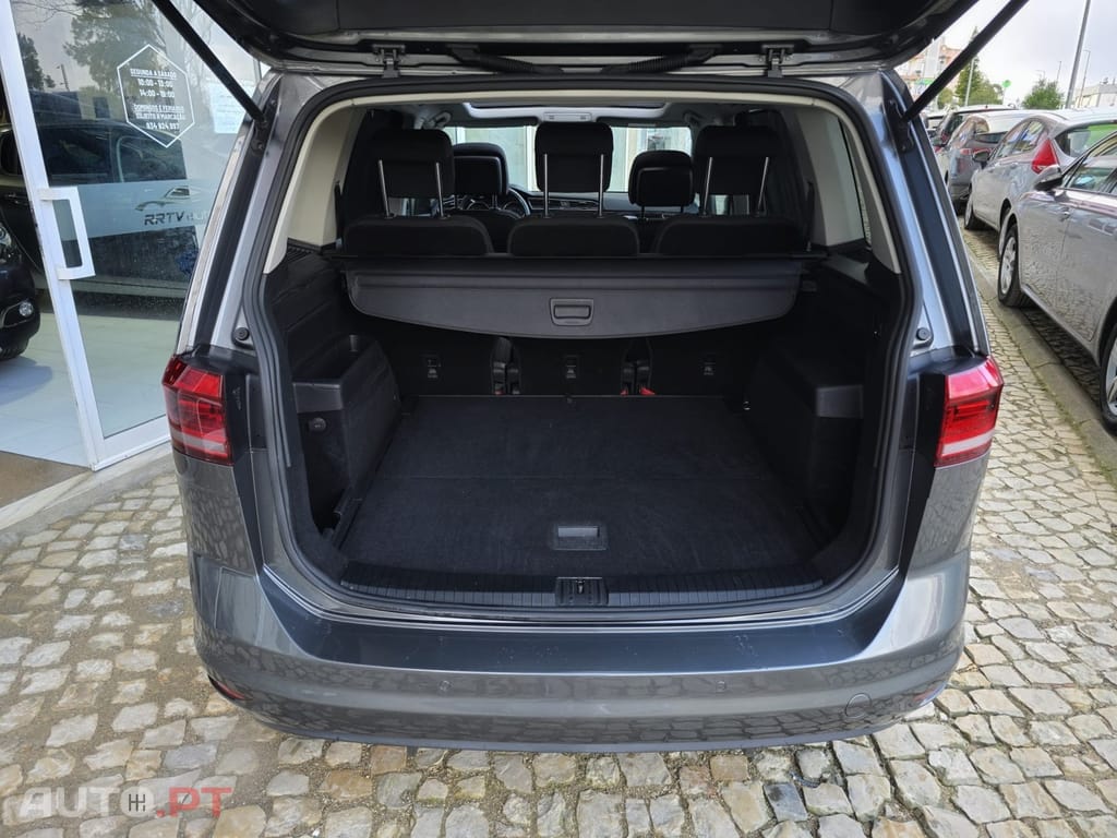 Volkswagen Touran 1.6 TDI Blue.Hig.DSG 5L