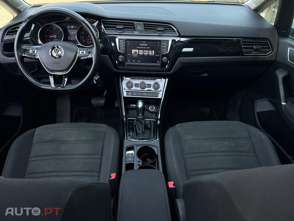 Volkswagen Touran 2.0 TDI Highline DSG