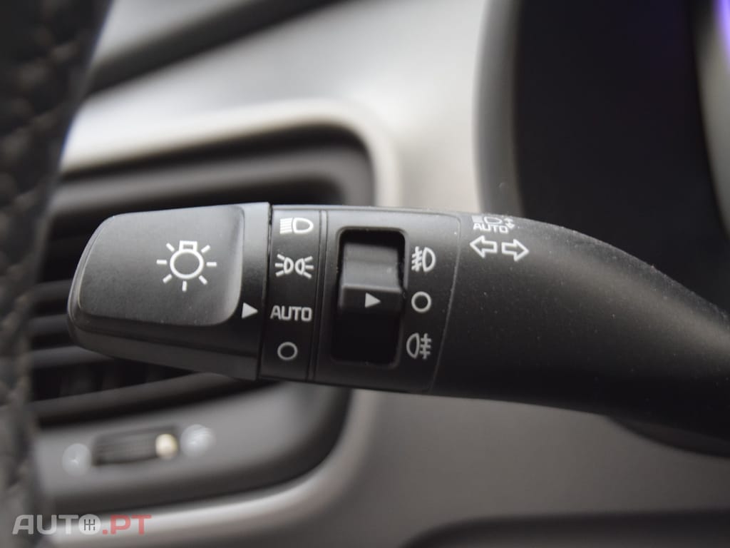 Kia Stonic 1.2 MPi Dynamic