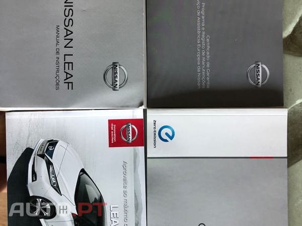 Nissan Leaf Tekna Two Tone