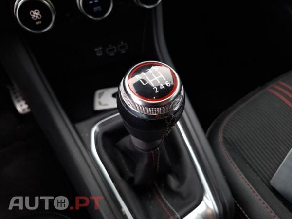 Renault Captur 1.0 TCe 90 RS Line