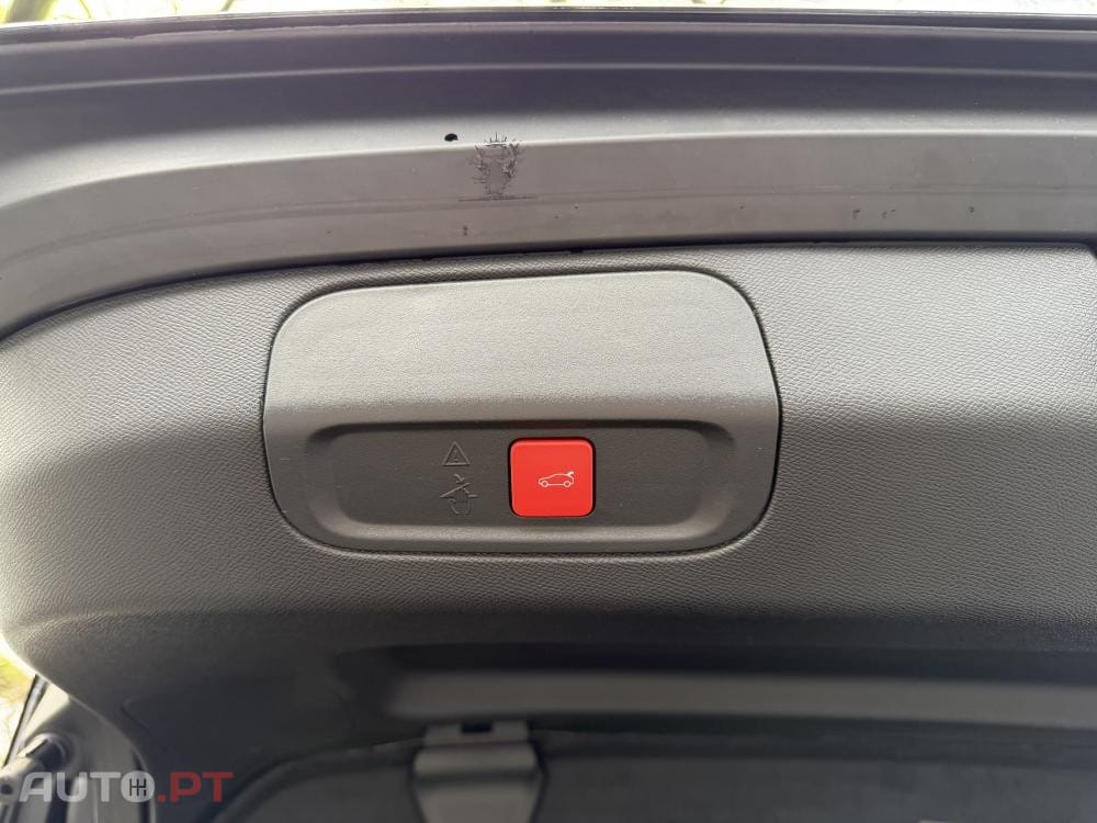 Peugeot 408 1.2 PureTech GT EAT8