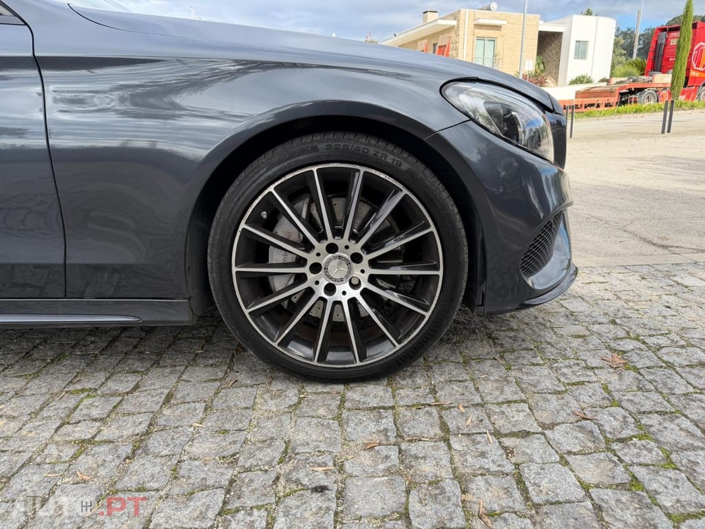 Mercedes-Benz C 300 h AMG Line