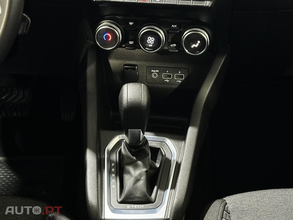 Renault Clio 1.6 E-Tech Intens