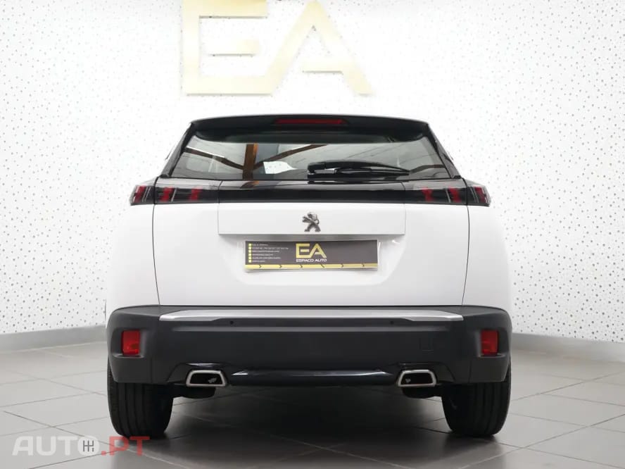 Peugeot 2008 1.2 PureTech Active Pack EAT8