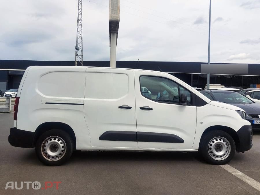 Peugeot Partner 1.5 Bluehdi Pro Standard - IVA Dedutível