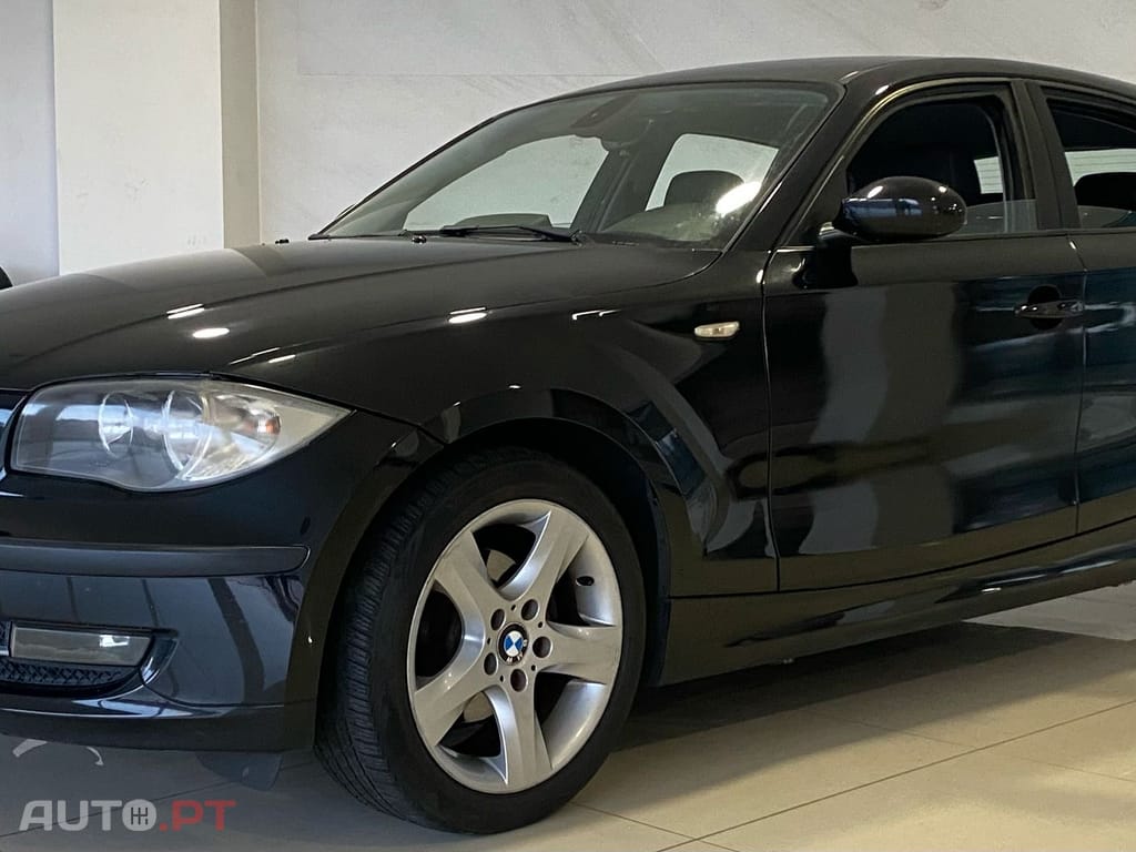 BMW 118 I SPORT