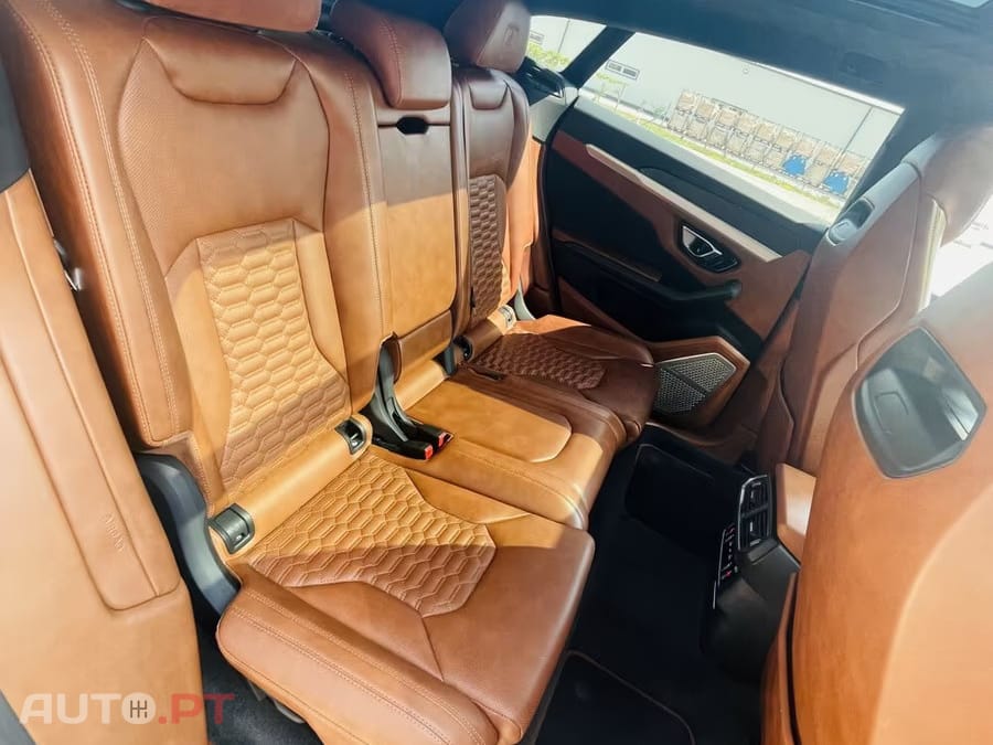 Lamborghini Urus Nightvision