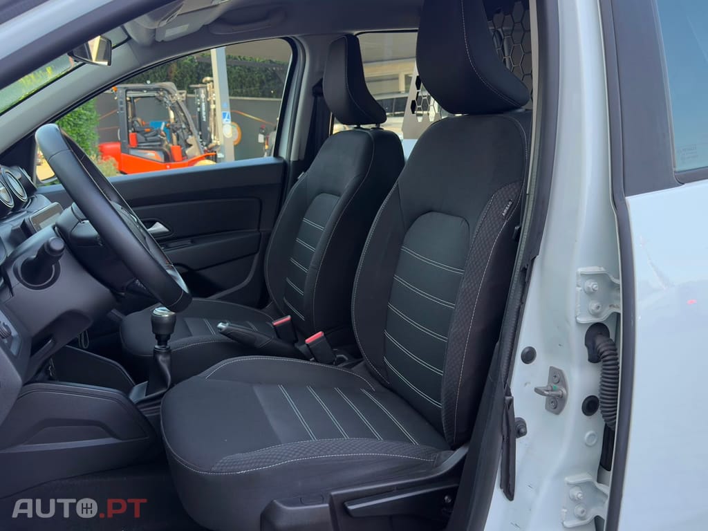 Dacia Duster VAN 2 LUGARES