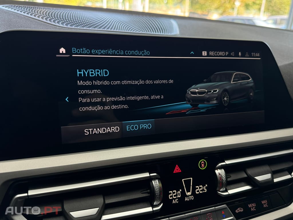 BMW 320 e Touring Auto