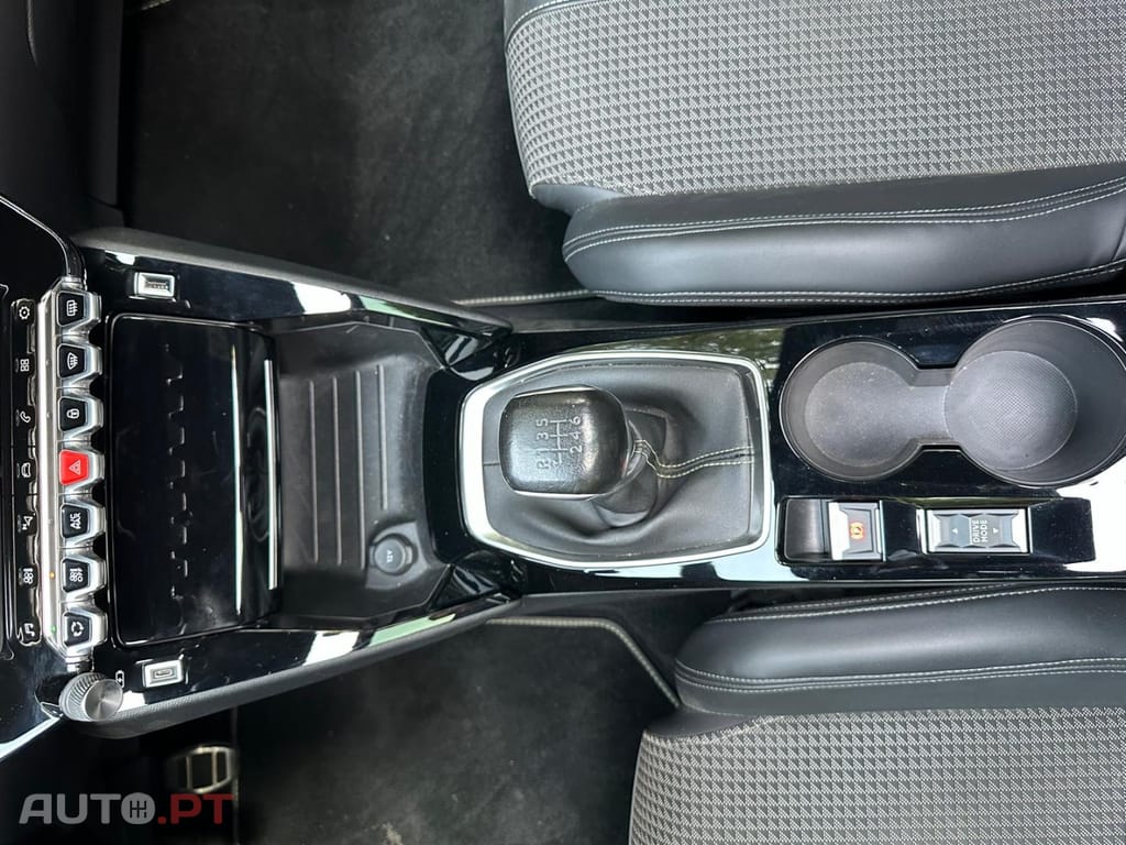 Peugeot 2008 1.2 PureTech GT Line