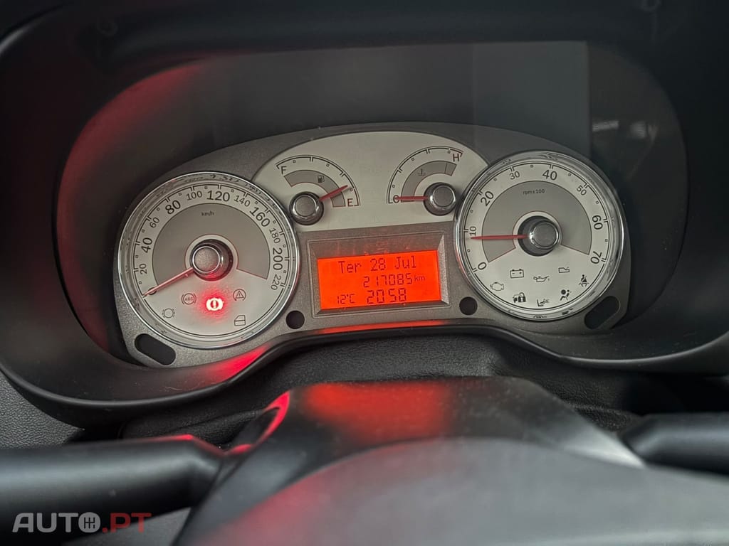 Fiat Linea 1.3 M-Jet Emotion