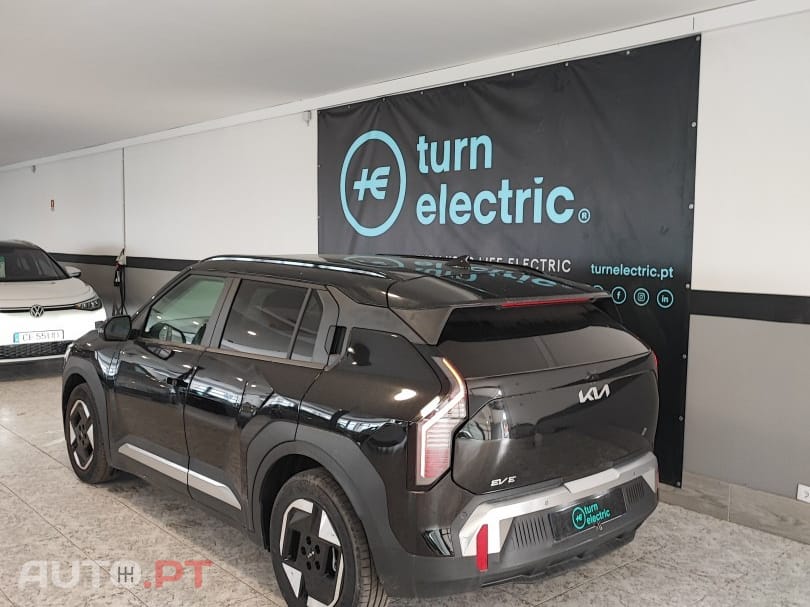 Kia EV3 81,4-kWh FWD Earth