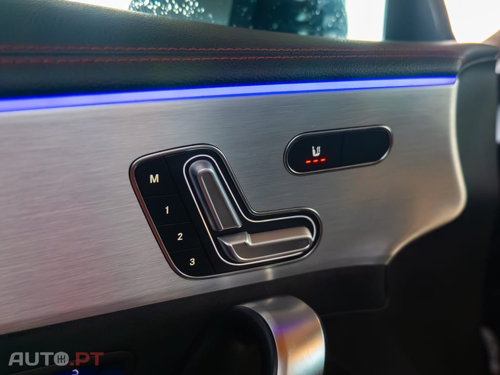 Mercedes-Benz CLA 250 e AMG Line