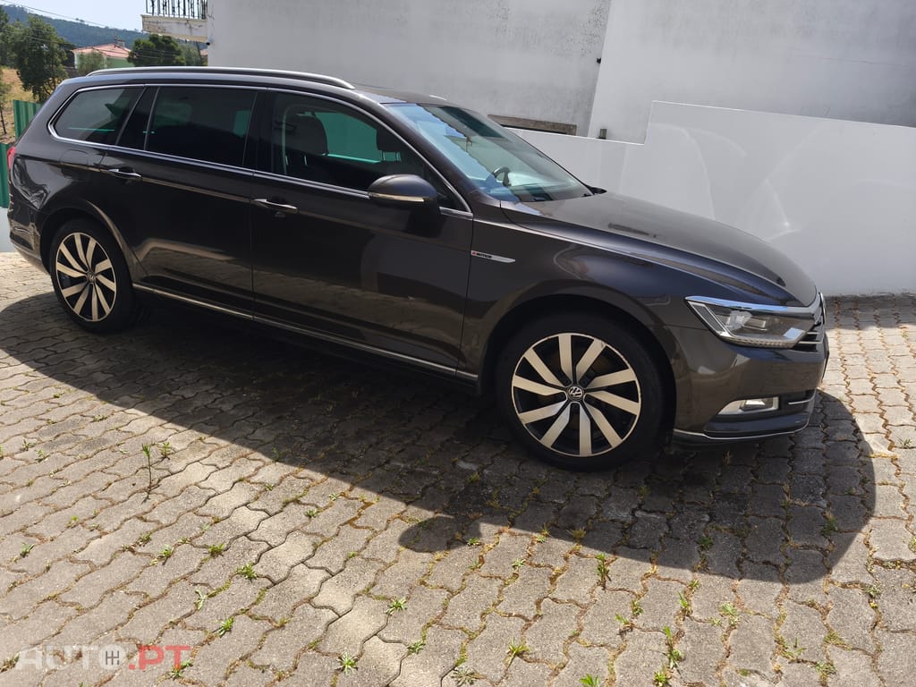 Volkswagen Passat Variant biTDI 240cv 4MOTION DSG Highline