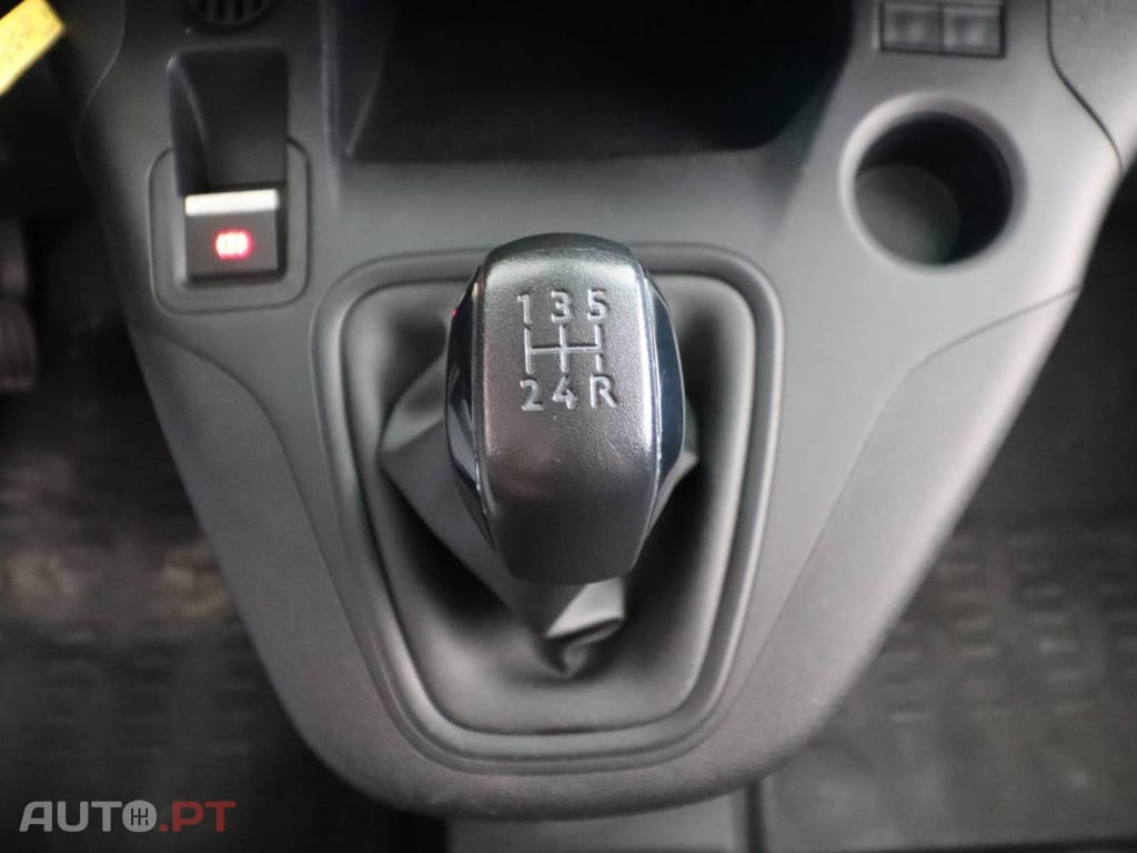 Peugeot Partner 1.5 BlueHDi Asphalt Standard