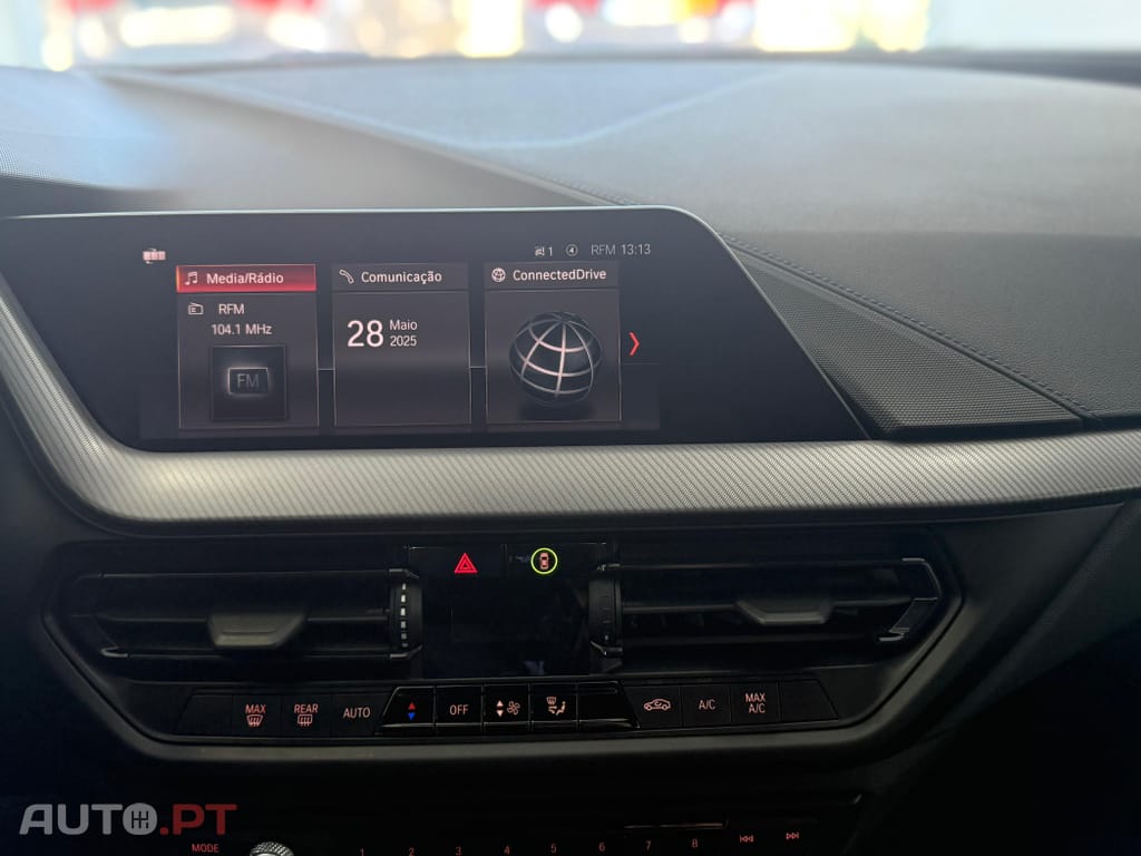 BMW 118 i Pack Desportivo M Auto