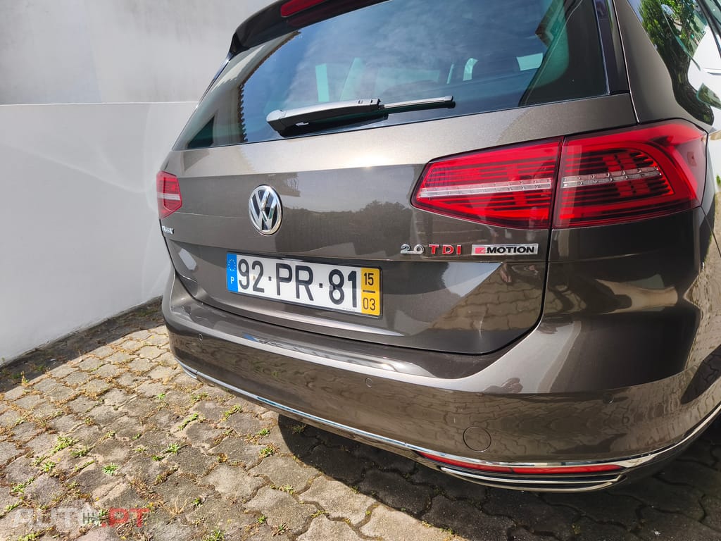 Volkswagen Passat Variant biTDI 240cv 4MOTION DSG Highline