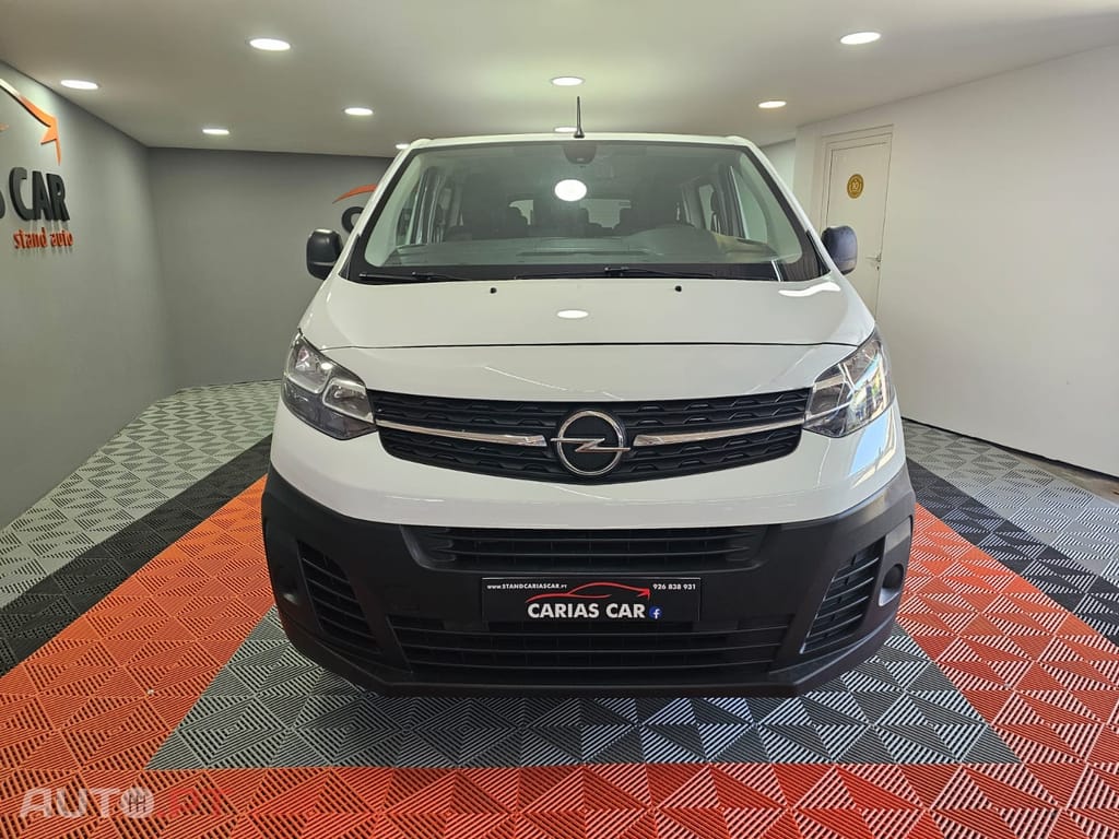 Opel Vivaro 1.5 CDTi L2H1 Essentia Inc