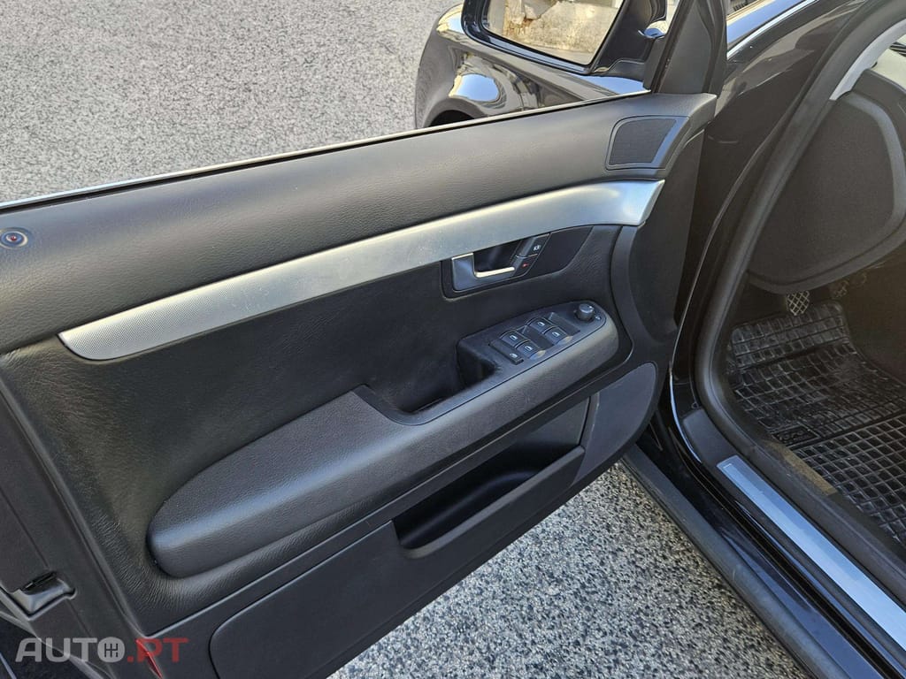 Audi A4 2.0 TDi quattro S Edition