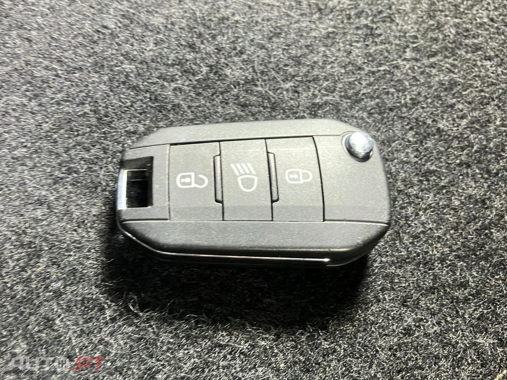 Peugeot 3008 1.5 BlueHDi Active