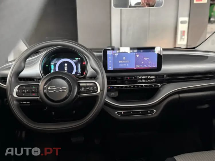 Fiat 500e 42 kWh Icon