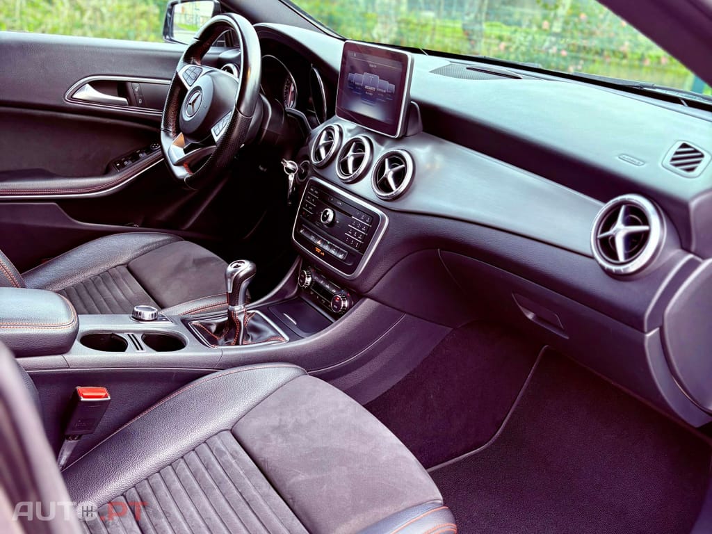 Mercedes-Benz CLA 200 d AMG Line