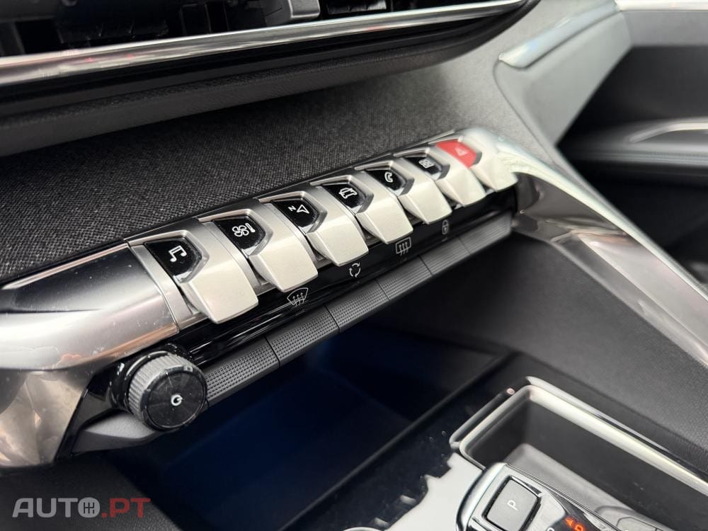 Peugeot 3008 1.2 PureTech Allure Pack EAT8